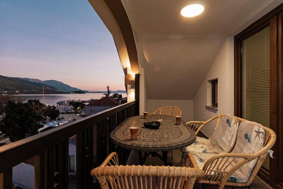 Kukuzel Apartments Охрид Екстериор снимка